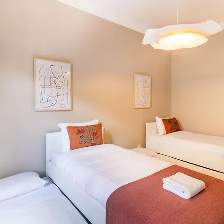 Inglaterra By Central Hill Apartments Apartment